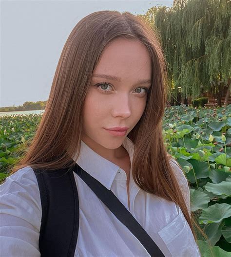 Kate Kuray – Telegram.